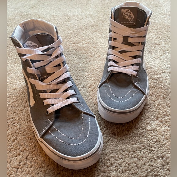 Vans Shoes - LIKE NEW sk8-hi gray & white Vans